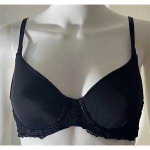 Maidenform Black Stretch Underwire Bra 34B Lace Details Removable Straps